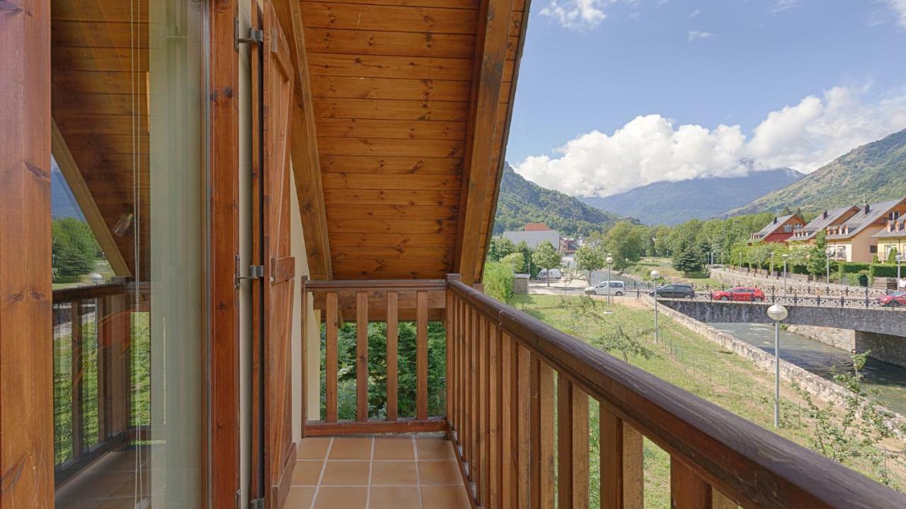 Saplan Real Estate Termas Apartment Les Bagian luar foto